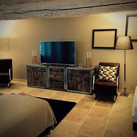 مبيت وإفطار Saint-Laurent-dʼAigouze Mas Du Grand Bordes المظهر الخارجي الصورة